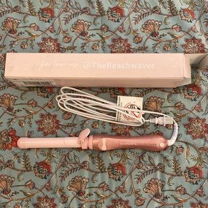 Pink Shimmer Beachwaver hair curler.